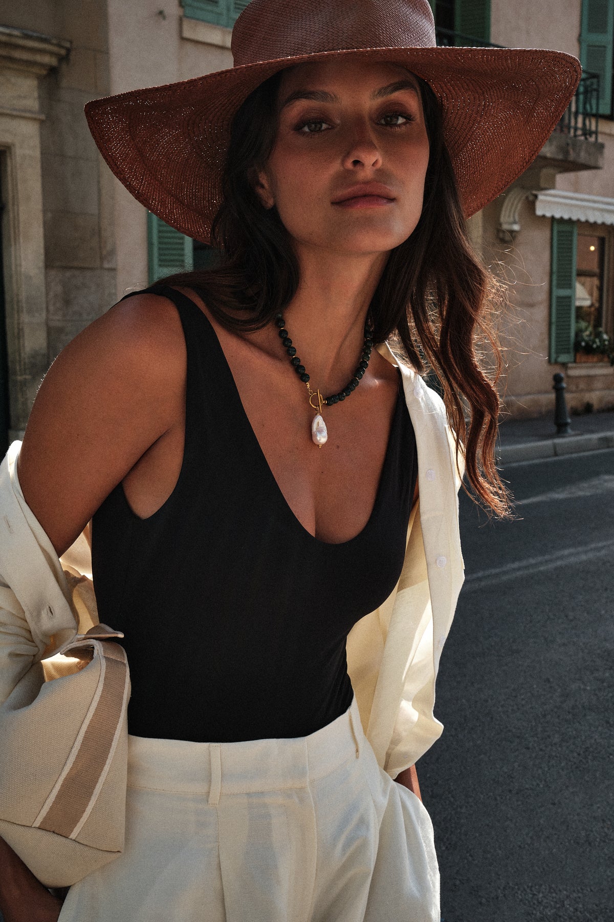 ISLA BROWN HAT