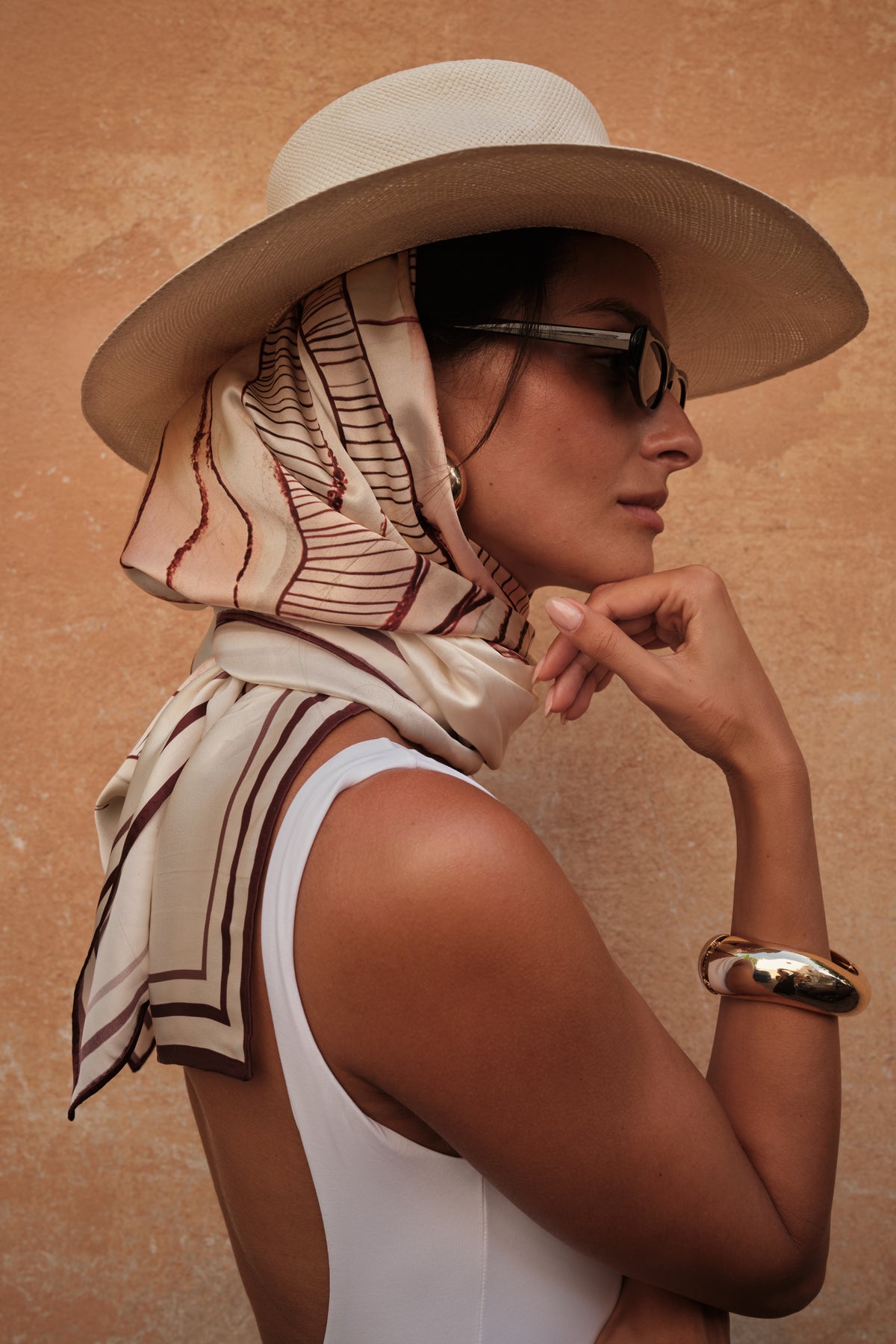 ISLA WHITE HAT